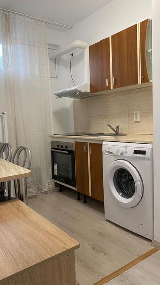 Garsonieră semidecomandată în Central