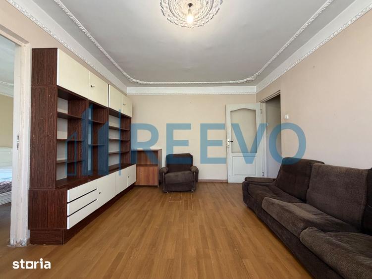 Apartament cu 2 camere nedecomandat în Republicii