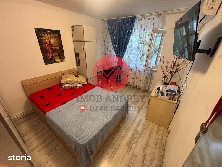 Apartament cu 2 camere decomandat în Central