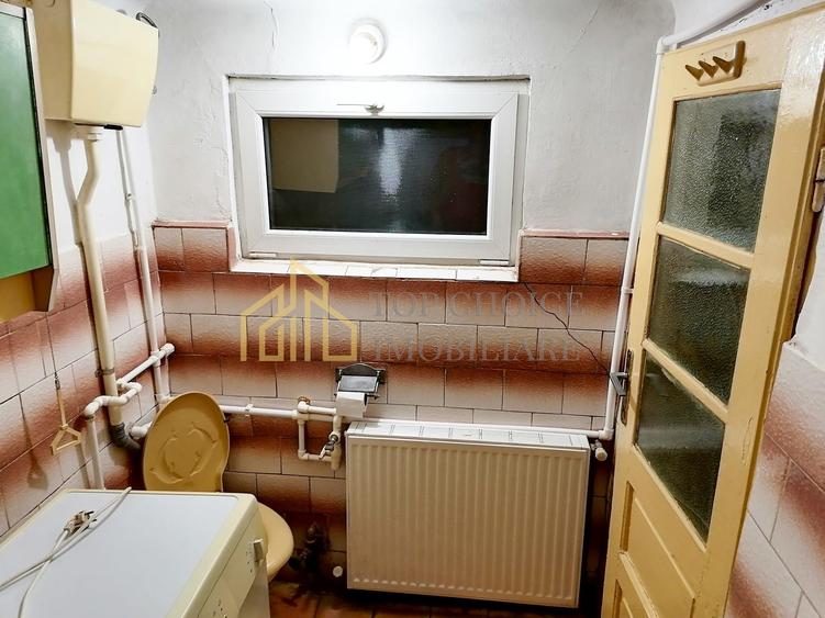 Casă cu 3 camere cu Canalizare în Giulești
