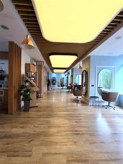 Spațiu comercial, de 600 mp, în Centrul Istoric