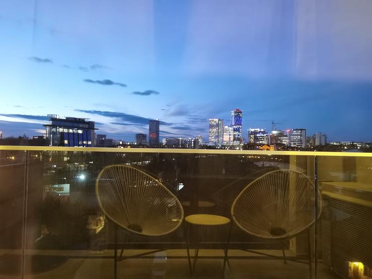Apartament cu 2 camere decomandat, mobilat în Barbu Văcărescu