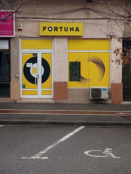 Spațiu comercial, de 30 mp, în Traian
