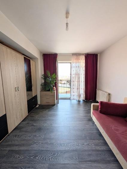 Apartament cu 2 camere, mobilat în Florești