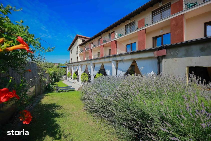 Spațiu comercial, de 1,350 mp, în Sânmartin