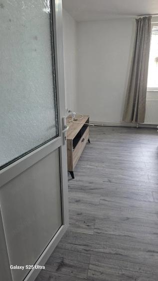 Garsonieră decomandată în Cotu Vameș