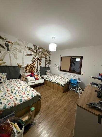 Casă individuală cu 4 camere cu Teren 330 Mp în Olteni