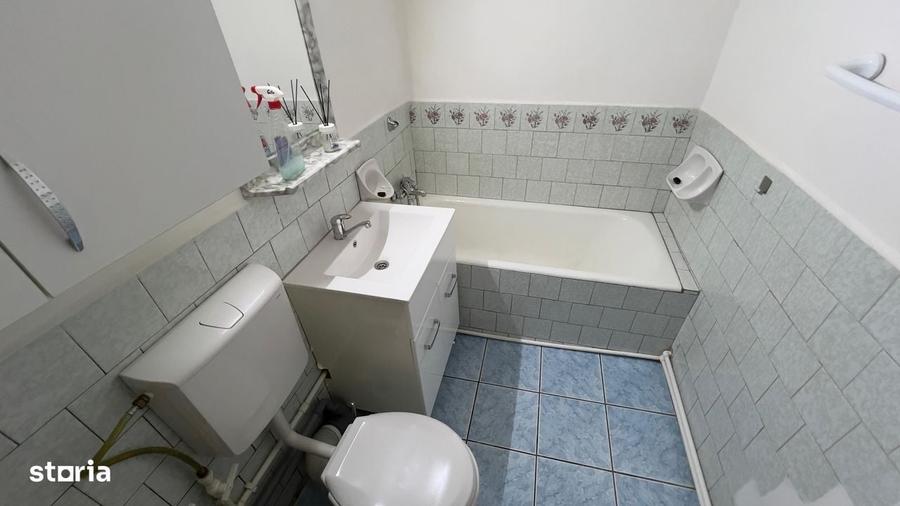 Apartament cu 2 camere decomandat în Florești