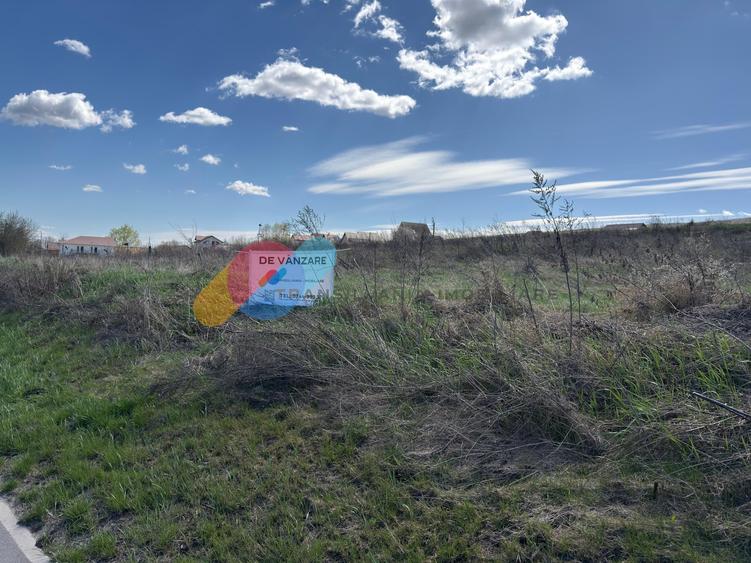 Teren Construcții extravilan de 2900 mp, în Iris