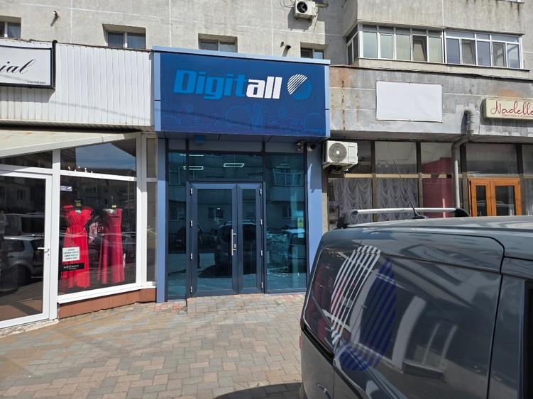 Spațiu comercial, de 40 mp, în Orizont