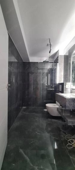 Apartament cu 2 camere decomandat în Micro 16