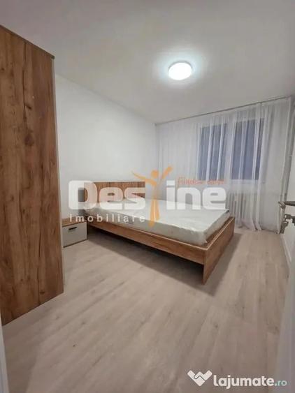 Apartament cu 3 camere semidecomandat în Colentina