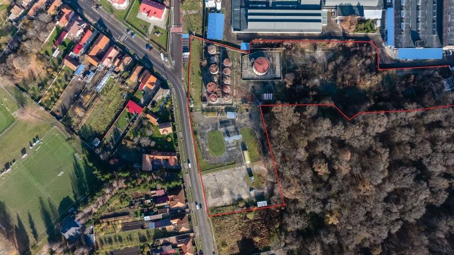 Spațiu industrial, de 23,219 mp, în Lunca Calnicului