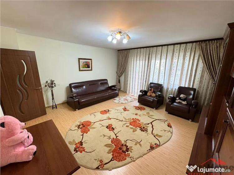 Apartament cu 2 camere decomandat, mobilat în Est