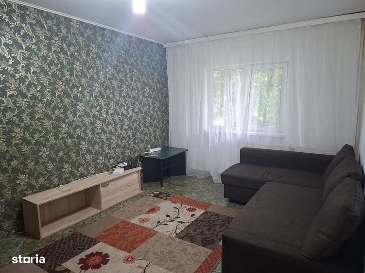 Apartament cu 2 camere decomandat în 9 Mai