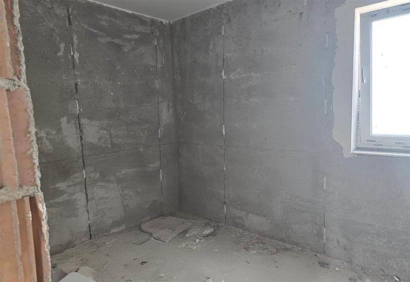 Casă individuală cu 5 camere cu Canalizare în Burdujeni
