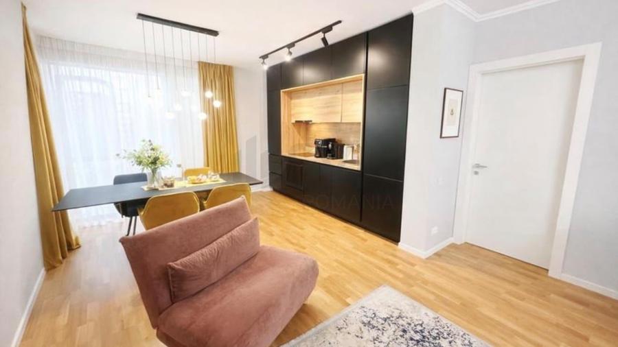 Apartament cu 3 camere decomandat, mobilat în Aviației