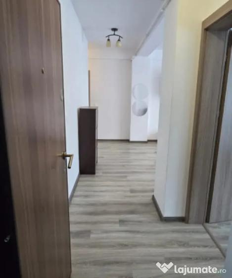 Apartament cu 2 camere semidecomandat în Brestei