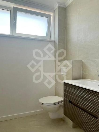 Apartament cu 2 camere semidecomandat în Oncea