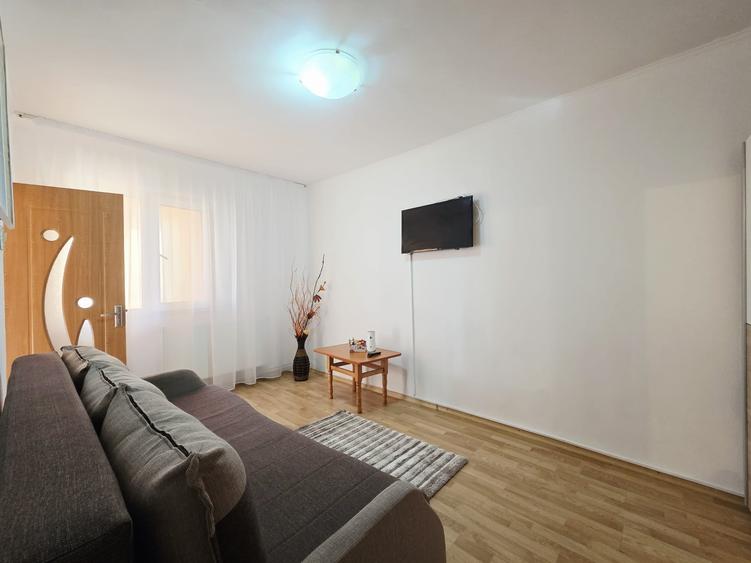 Garsonieră decomandată în Micro 40