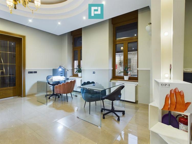 Post manichiură în salon Ultracentral - 4