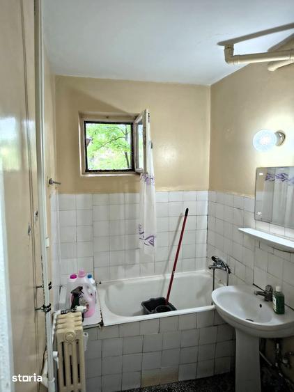 Vanzare Apartament 2 camere, Resita, etajul 1, lini?te ?i acces facil - 6
