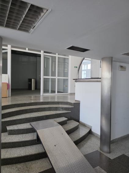 Birou, de 350 mp, în Barbu Văcărescu
