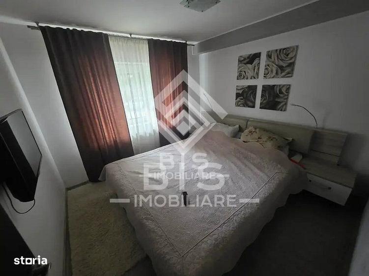 Apartament cu 3 camere decomandat în Ștefan cel Mare
