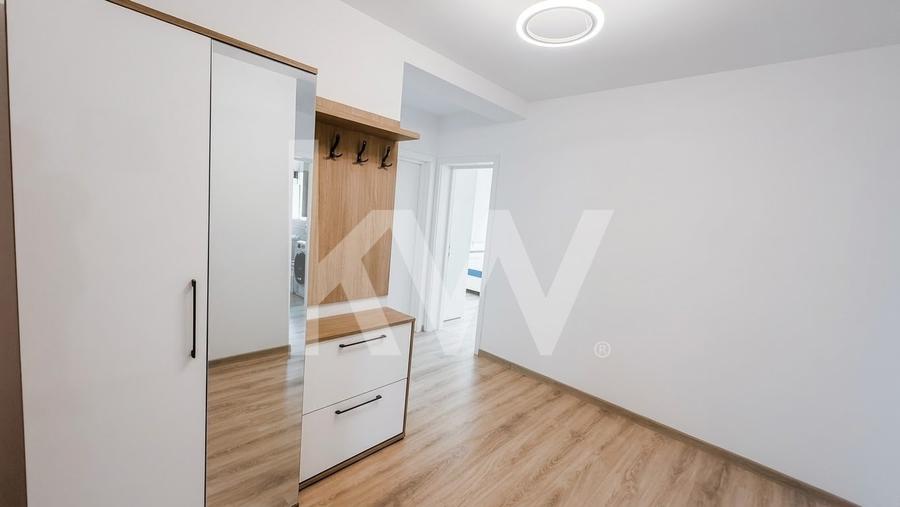 Apartament cu 3 camere decomandat, mobilat în Sânpetru