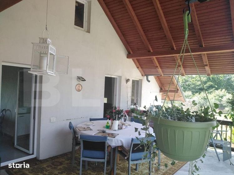 Casă cu 4 camere în Mitocu Dragomirnei
