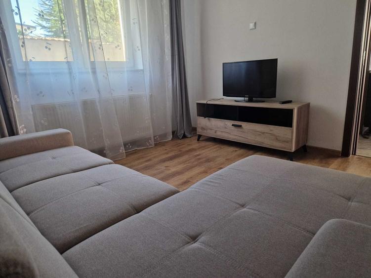 Casă cu 3 camere cu Teren 1500 Mp în Dâmbul Rotund
