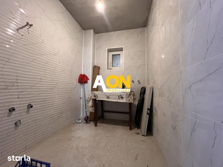 Casă cu 5 camere cu Teren 592 Mp în Micești
