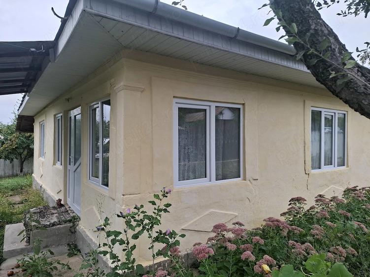 Casă cu Teren 555 Mp în Tansa