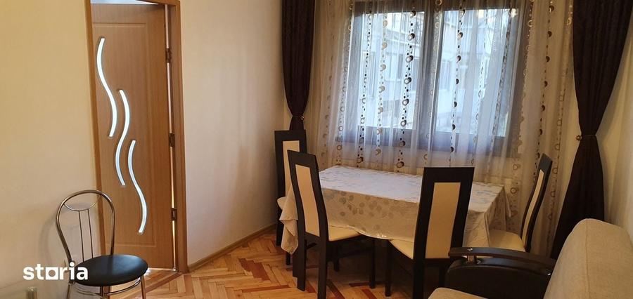 Apartament cu 2 camere în Girocului