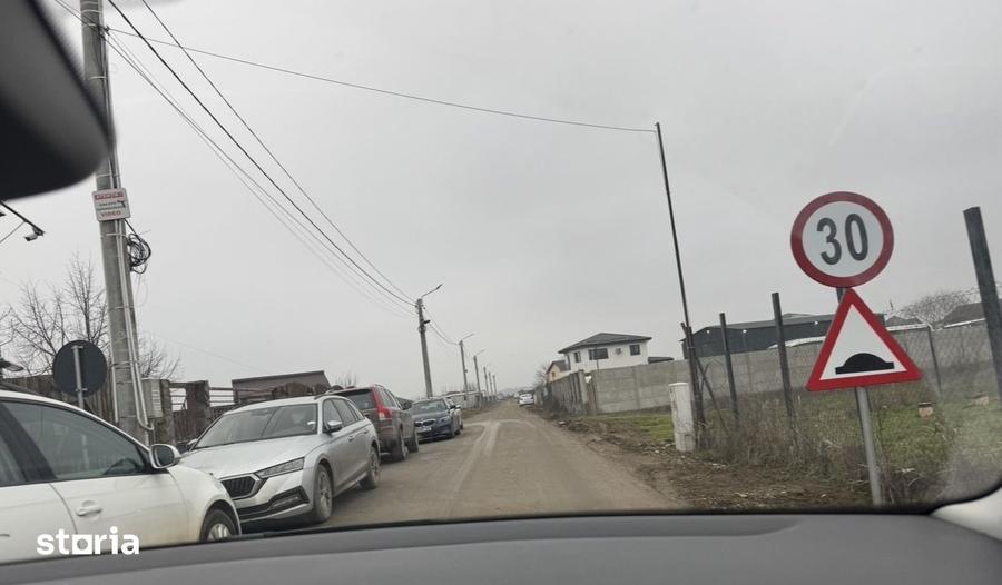 Teren de 5000 mp, în 1 Decembrie