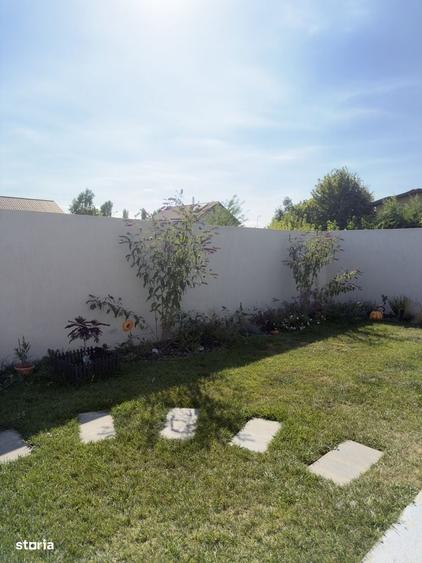 Casă cu 4 camere în Central