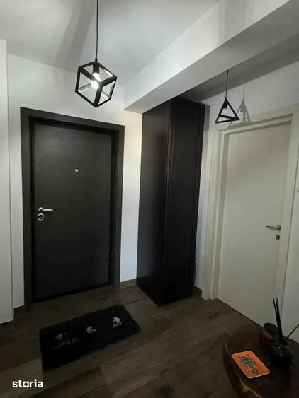 Apartament cu 2 camere decomandat, mobilat în Central