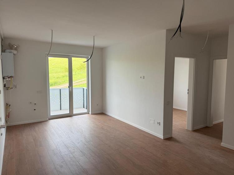 Apartament cu 3 camere decomandat în Apahida