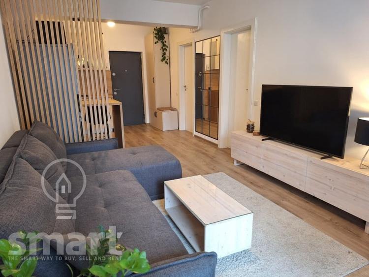 Apartament cu 2 camere semidecomandat, mobilat în Mărăști