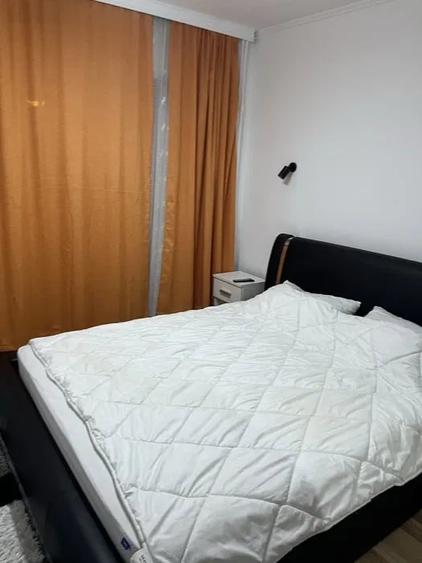 Apartament cu 2 camere decomandat, mobilat în Palas