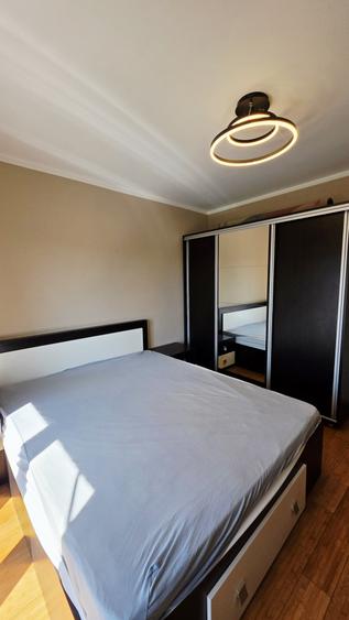 Apartament 3 camere de închiriat – Bulevardul Decebal | 81 mp | Centrală proprie - 6