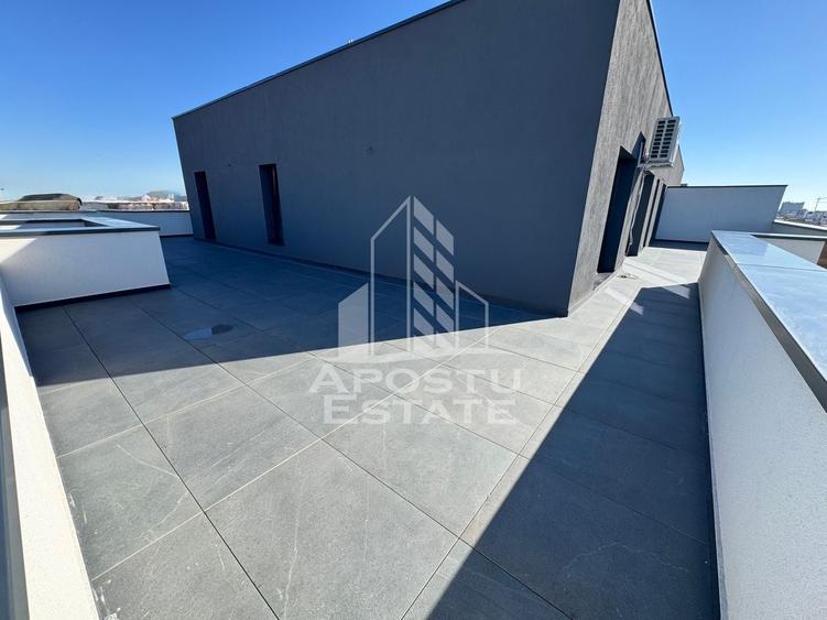 Apartament cu 3 camere decomandat în Torontalului