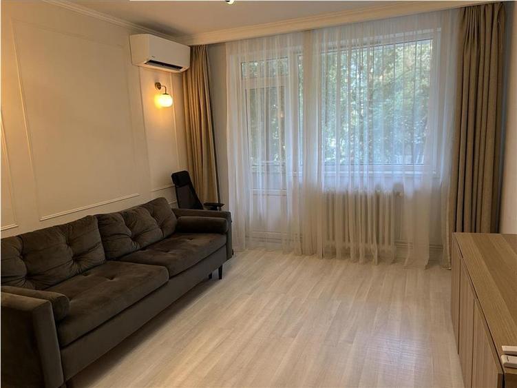 Apartament cu 2 camere semidecomandat, mobilat în Gheorgheni