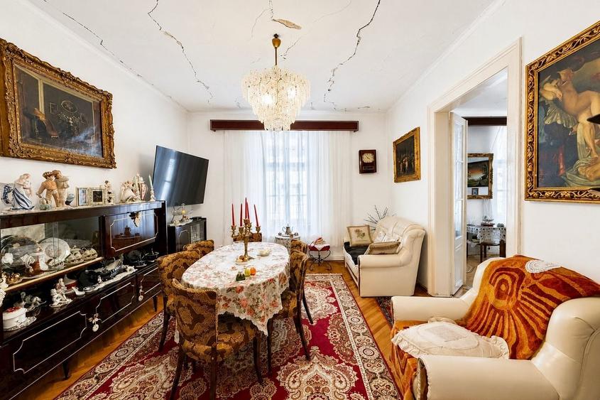 Casă D+P, zona Boul Roșu, pretabilă spații de cazare/birouri - 23