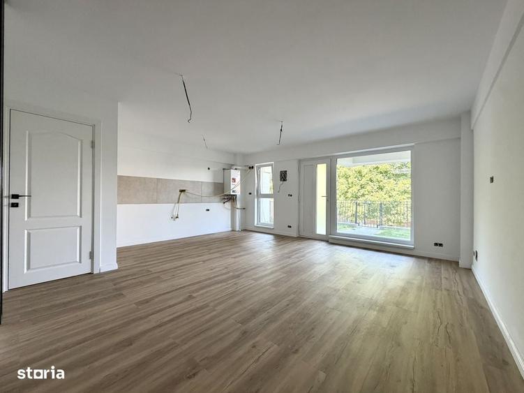 Apartament cu 3 camere în Păcurari