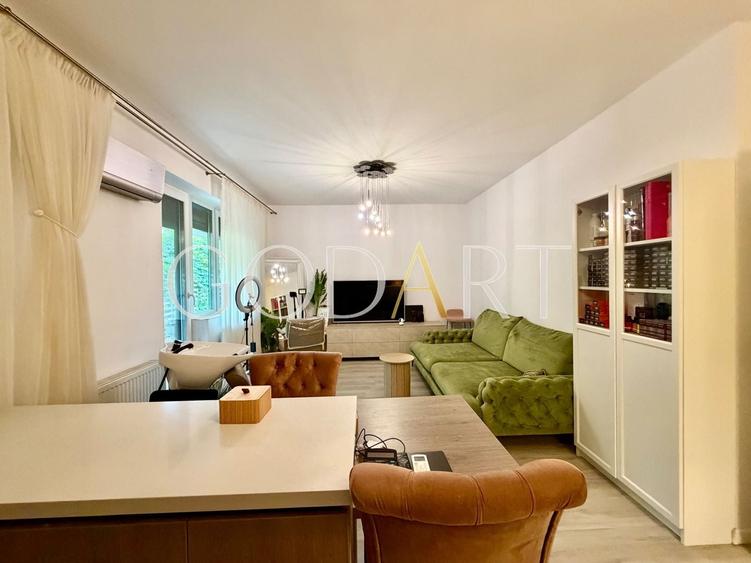 Apartament cu 3 camere decomandat, mobilat în Titan