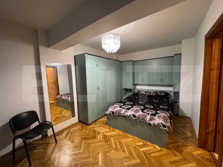 Apartament cu 2 camere decomandat, mobilat în Central