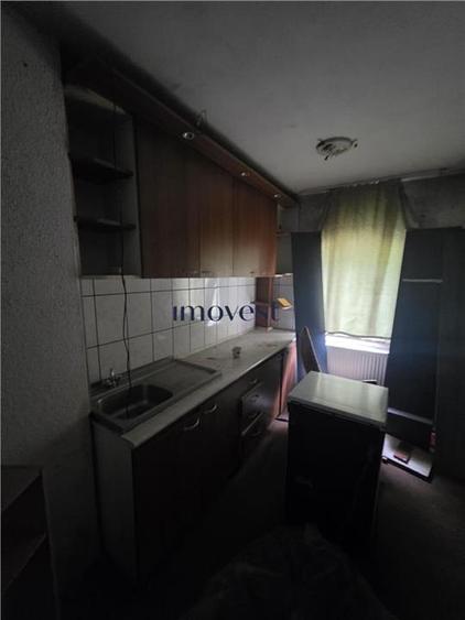 Apartament cu 2 camere semidecomandat în Micro 16