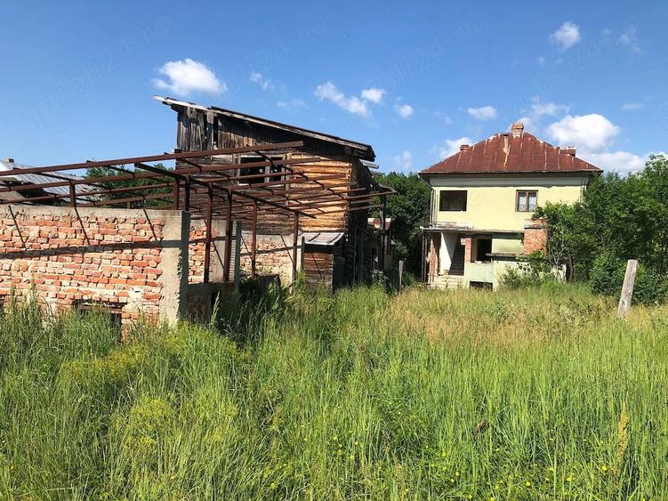 Casă cu Teren 10000 Mp în Preotești