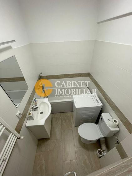 Garsonieră decomandată, mobilată în Oancea